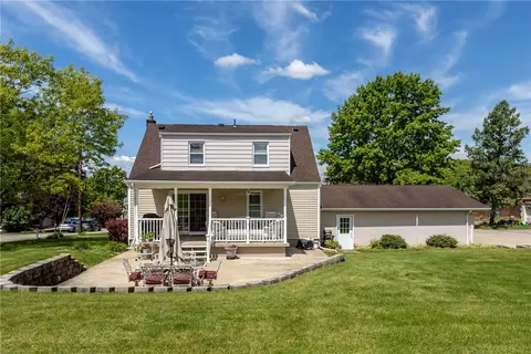 303 Cort St, Jeannette, PA 15644