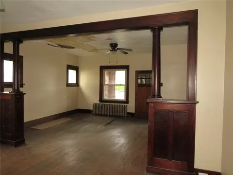 Living - 263-265 Donnan Ave, Washington, PA 15301 photo 1 of 16