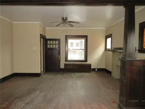 Living - 263-265 Donnan Ave, Washington, PA 15301 photo 10 of 16