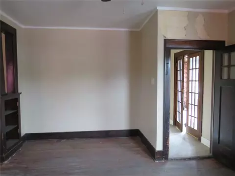 Living - 263-265 Donnan Ave, Washington, PA 15301 photo 15 of 16
