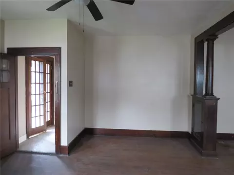 Living - 263-265 Donnan Ave, Washington, PA 15301 photo 6 of 16
