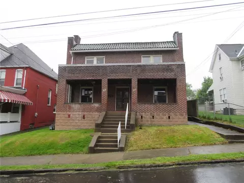 265 Donnan Ave, Washington, PA 15301