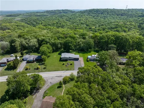 View/Area - 858 Monaca Rd, Monaca, PA 15061 photo 2 of 6