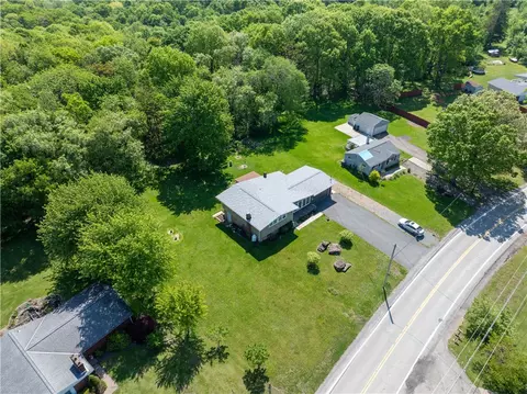 View/Area - 858 Monaca Rd, Monaca, PA 15061 photo 5 of 6