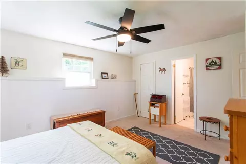 Bedroom - 858 Monaca Rd, Monaca, PA 15061 photo 5 of 5