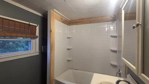 Bath - 319 Lowell, Vandergrift, PA 15690 photo 1 of 1