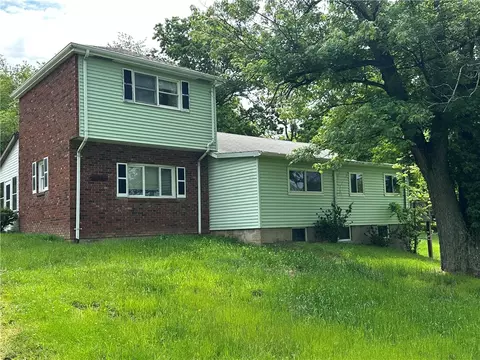 4254 Battle Ridge Rd, Mcdonald, PA 15057