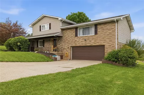 6 Milbeck Dr, Washington, PA 15301