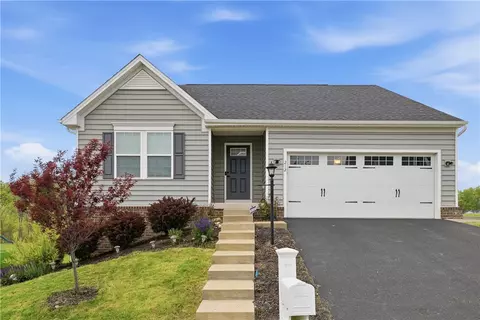 212 Saddle Ridge Dr, Oakdale, PA 15071