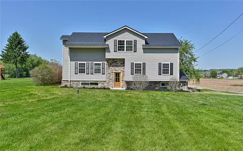 1331 Fayette New Wilmington Rd, New Wilmington, PA 16142