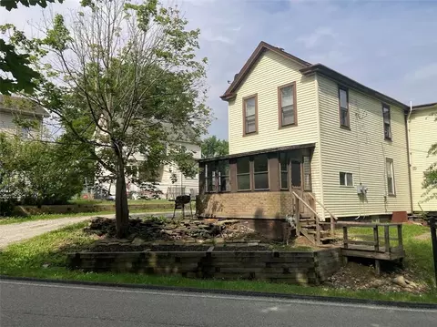 4974 Williamsport Rd, Elizabeth, PA 15037