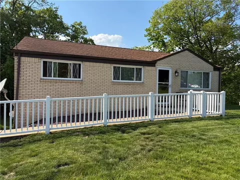 9661 Don Dr, North Huntingdon, PA 15642