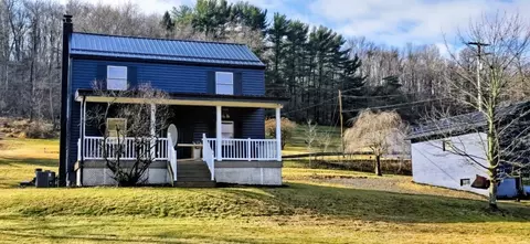 12 Mccutcheon Short Cut Rd, Leechburg, PA 15656