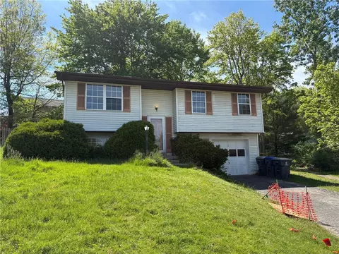 114 Opal Ct, Cranberry Township, PA 16066