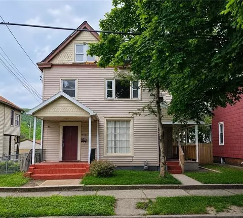 1610 6th Ave, Beaver Falls, PA 15010