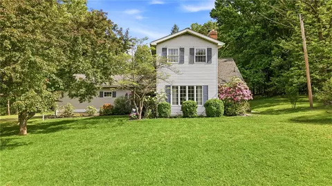 2951 Hann Hill Rd, Hermitage, PA 16148