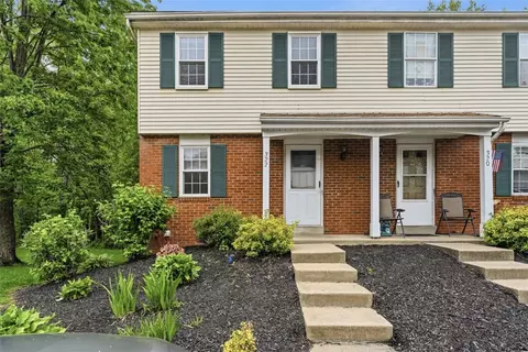 322 Bellford Ct, Cranberry Township, PA 16066