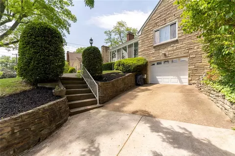 424 Bower Hill Rd, Pittsburgh, PA 15228