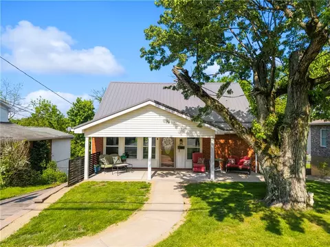 607 Greenleaf Dr, Monroeville, PA 15146