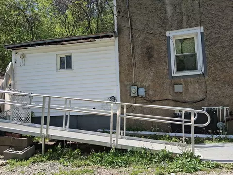 43 Besco St, Clarksville, PA 15322