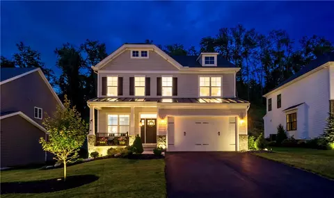 115 Maggie Dr, Eighty Four, PA 15330