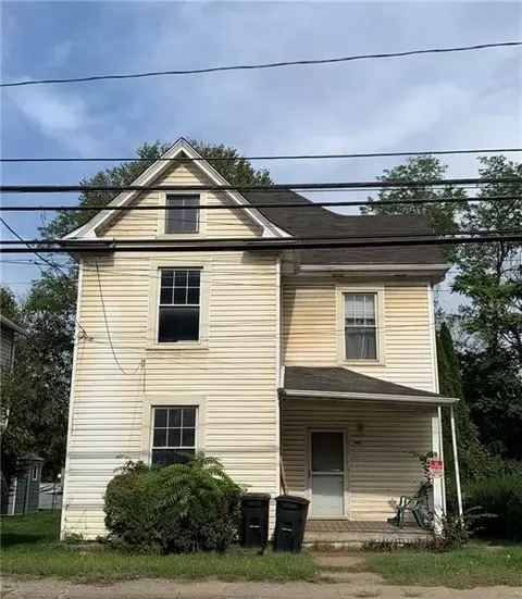 140 Mcgovern Blvd, Crescent, PA 15046