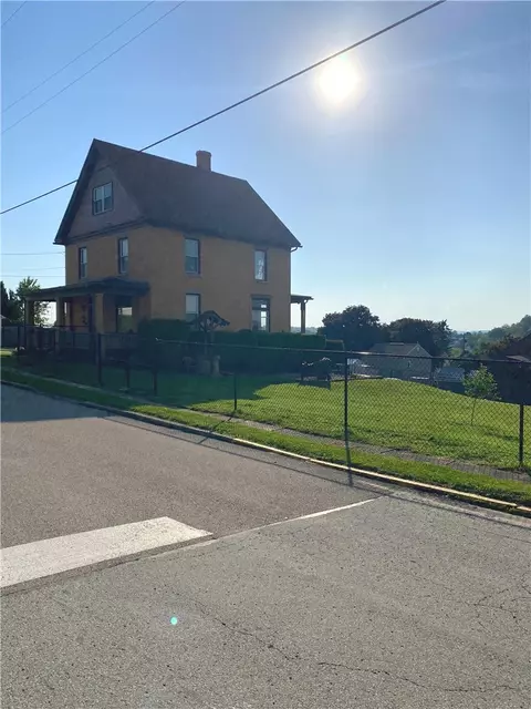 Exterior - 417 E 3rd Ave, Derry, PA 15627 photo 11 of 15