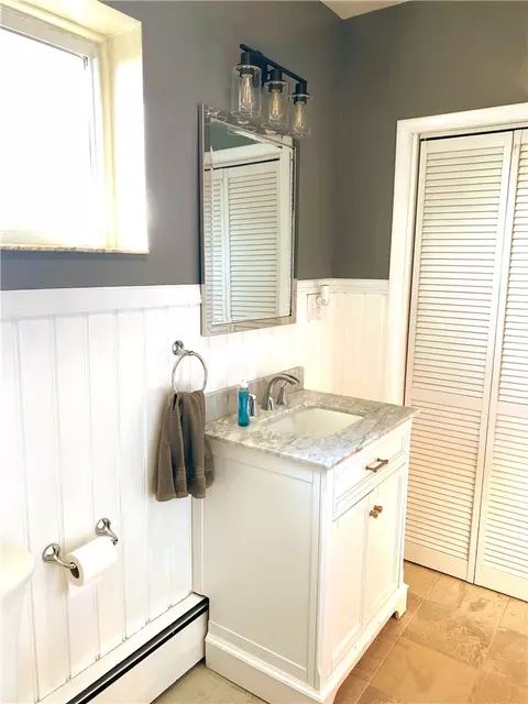 Bath - 417 E 3rd Ave, Derry, PA 15627 photo 2 of 2