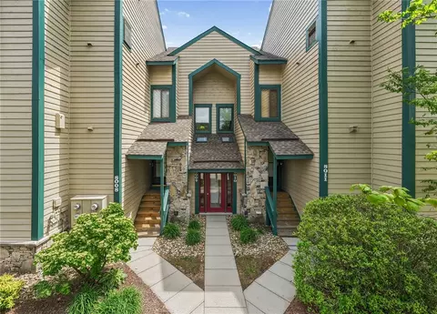 8009 Meadowridge Dr, Champion, PA 15622