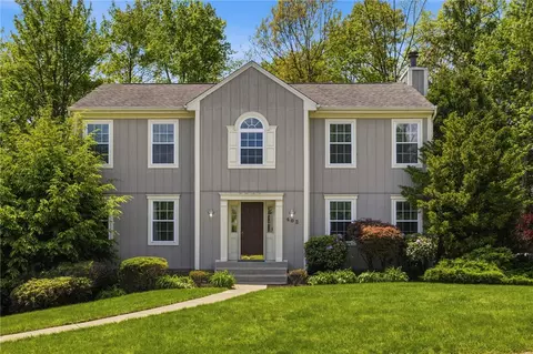 402 Monmouth Dr, Cranberry Township, PA 16066
