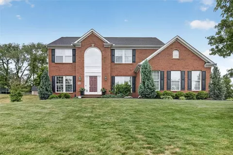 8909 Bella Danyelle Ct, Bridgeville, PA 15017