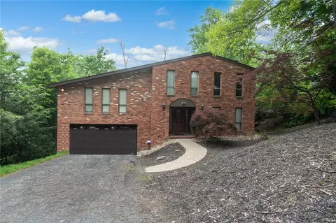 3436 Macarthur Dr, Murrysville, PA 15668