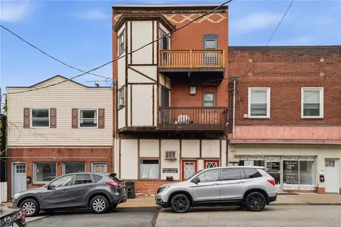 433 Cavitt Ave, Trafford, PA 15085