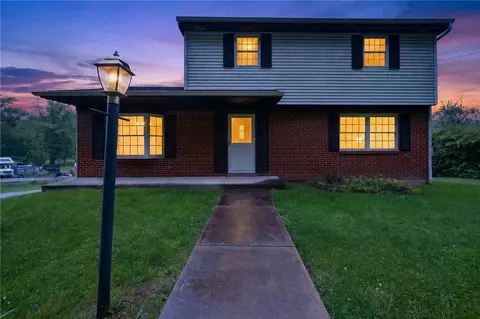2975 Leechburg Rd, Pittsburgh, PA 15239
