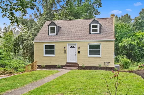 2843 Mckelvey Rd, Pittsburgh, PA 15221