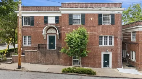 5445 Fifth Ave, Pittsburgh, PA 15232