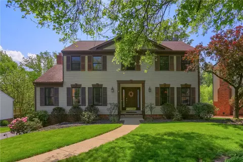 5124 Bronwyn Ct, Gibsonia, PA 15044