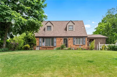 120 Firwood Dr, Bridgeville, PA 15017