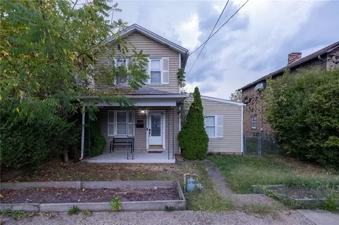 1618 W Railroad St, Carnegie, PA 15106