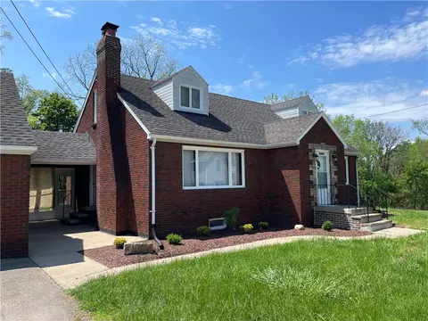 221 N Cascade St, New Castle, PA 16101