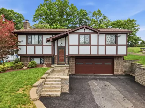 132 Orchard, Glenshaw, PA 15116