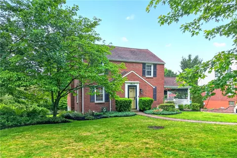 1801 Vollmer Dr, Glenshaw, PA 15116