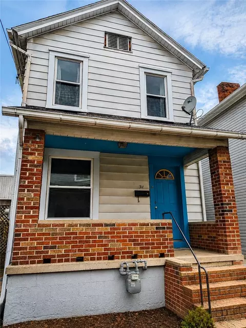 311 Strawberry Aly, New Brighton, PA 15066