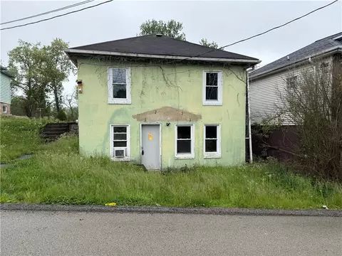 1063 Main St, Masontown, PA 15461
