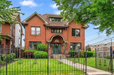 1363 Shady Ave, Pittsburgh, PA 15217