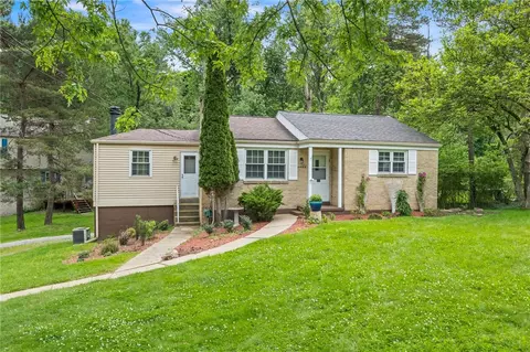 9246 Mary Ave, Pittsburgh, PA 15237
