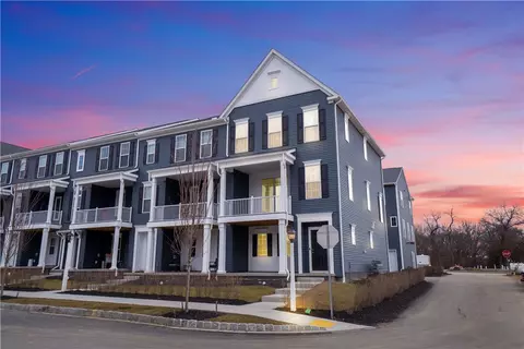 314 Harlequin St, Cranberry Township, PA 16066