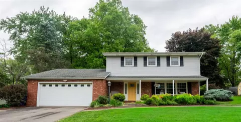 123 Southview Dr, Harmony, PA 16037