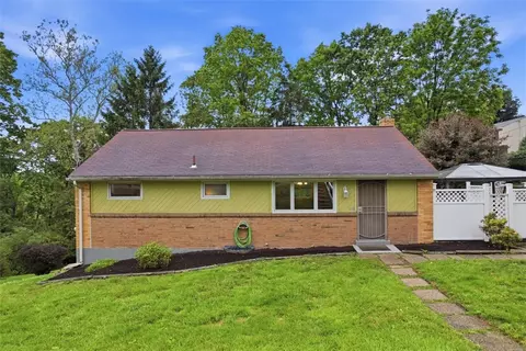 119 Spruce Dr, Glenshaw, PA 15116