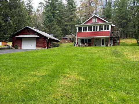 1419 River Rd, Cooksburg, PA 16217